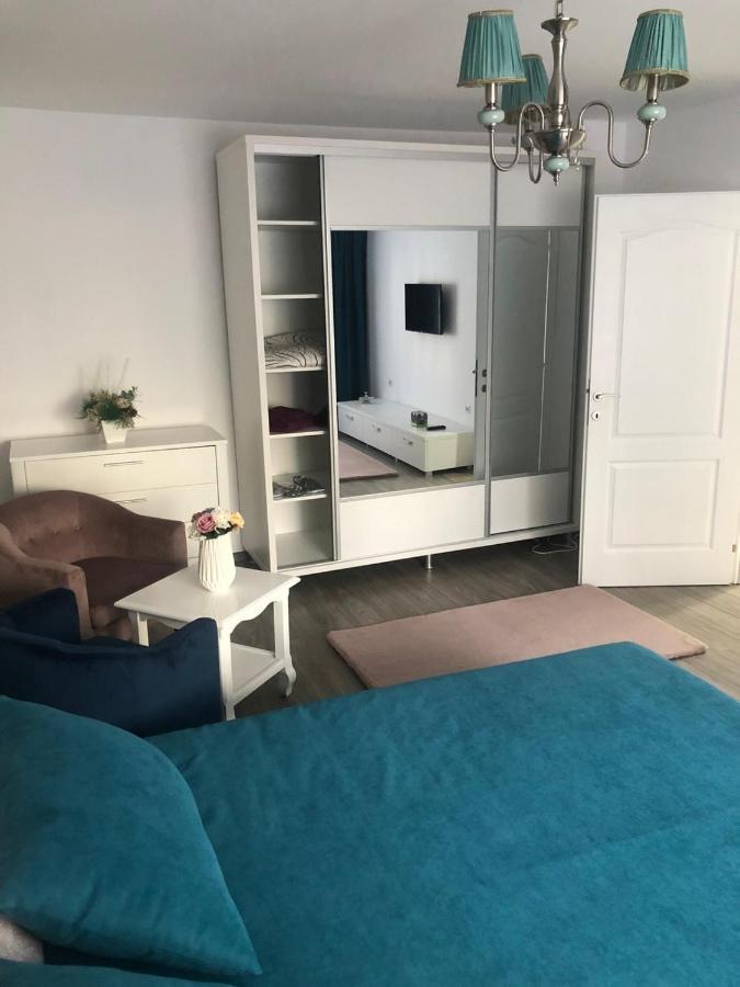 Tudor Apartment Braiła Zewnętrze zdjęcie